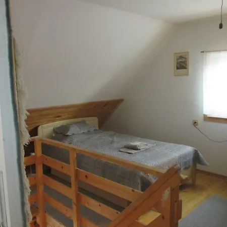 Holiday home Zrub Pri Jazierku Jazernica